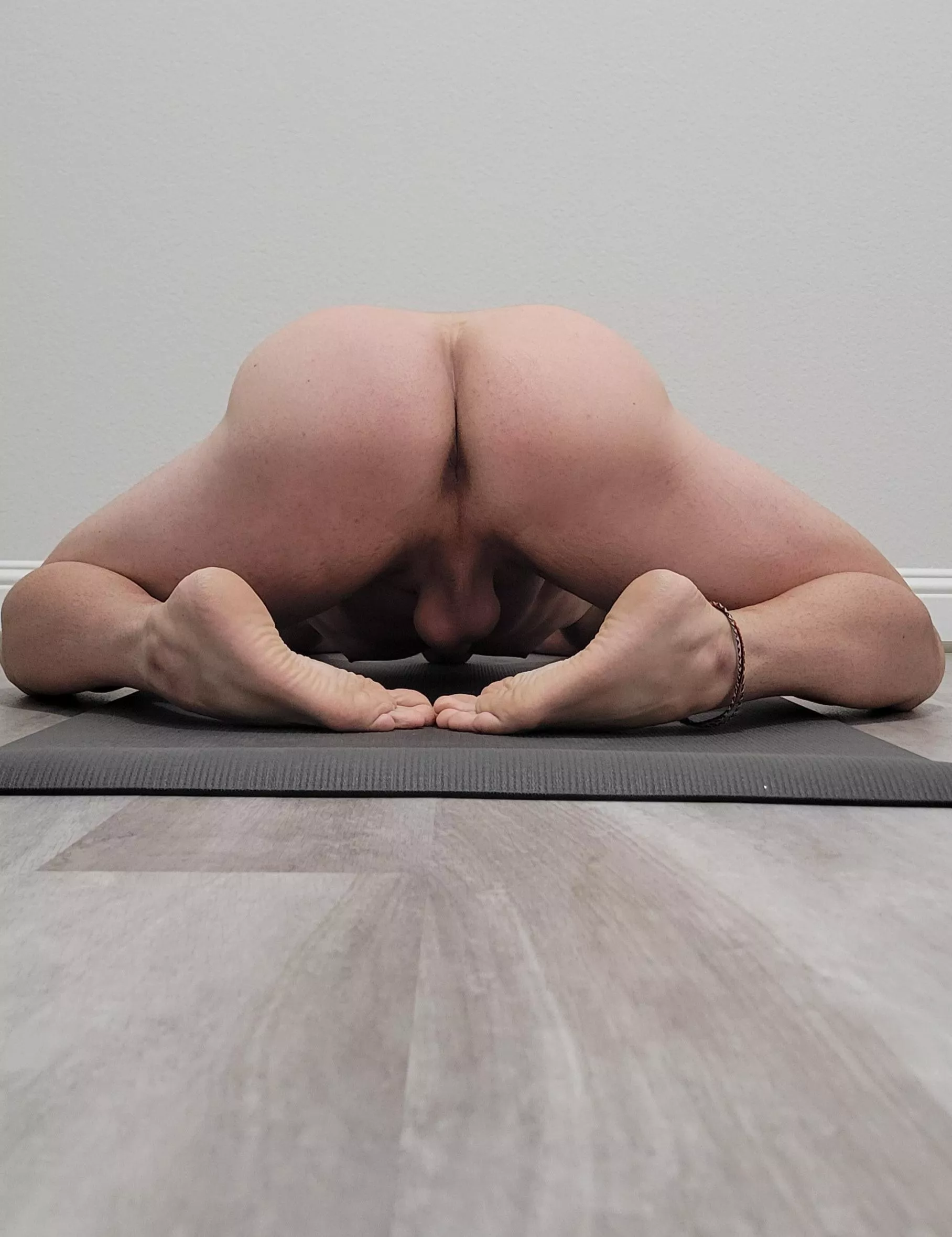 Get deep with me 👣 posted by TantricWindow