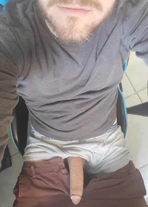 Having a big cock is sometimes a distraction by Individual-Coffee-40