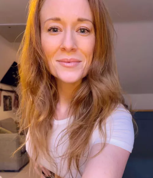 Hey lovelies ☺️💋 by GingerPollyAnna8669