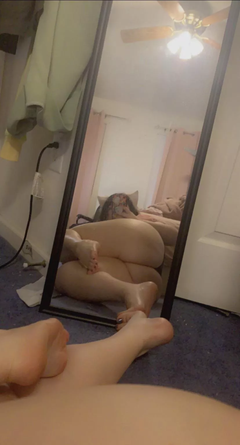 Huge ass all for you posted by mollyzedolly