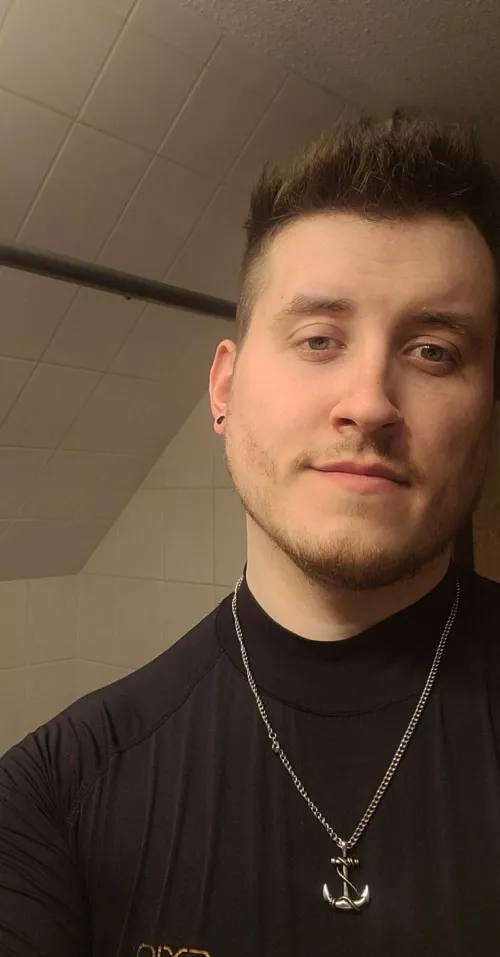 I cut my own hair :) by FREE_HUG_PLS