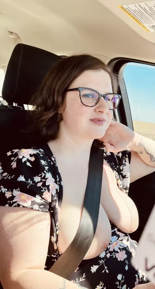 I love driving like this. by dani_lollipop