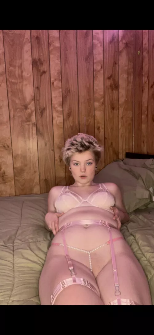 I love the length of my hair, perfect to get a good grab ;) by StonerSub04