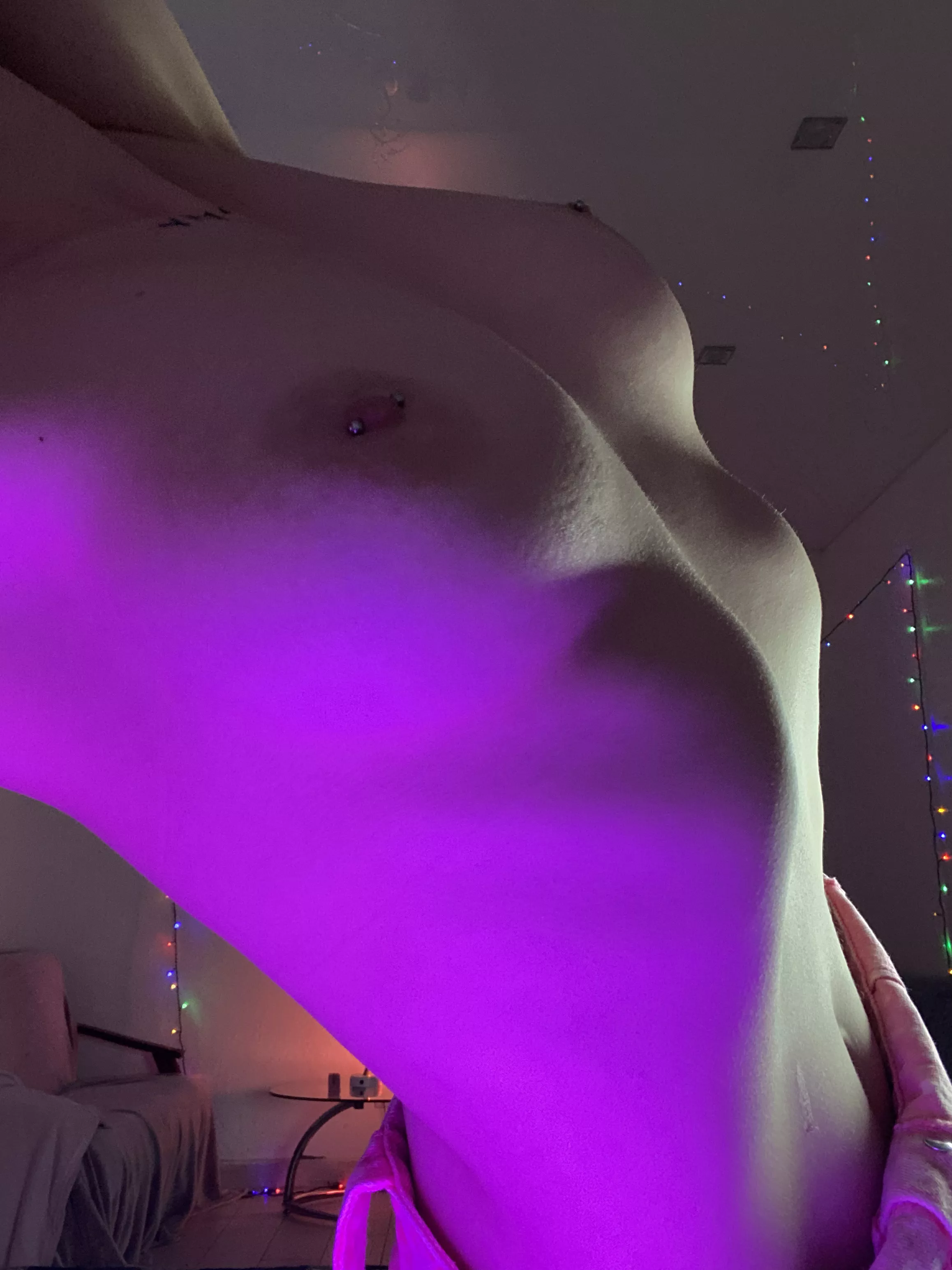 I love to feel goosebumps from your gentle touches posted by Gorgeous_Dianna