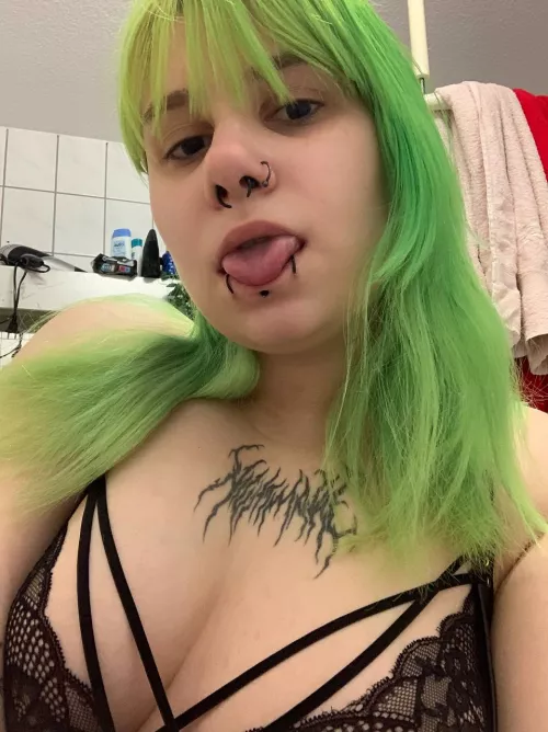 I wanna your cum by suicidyalicee