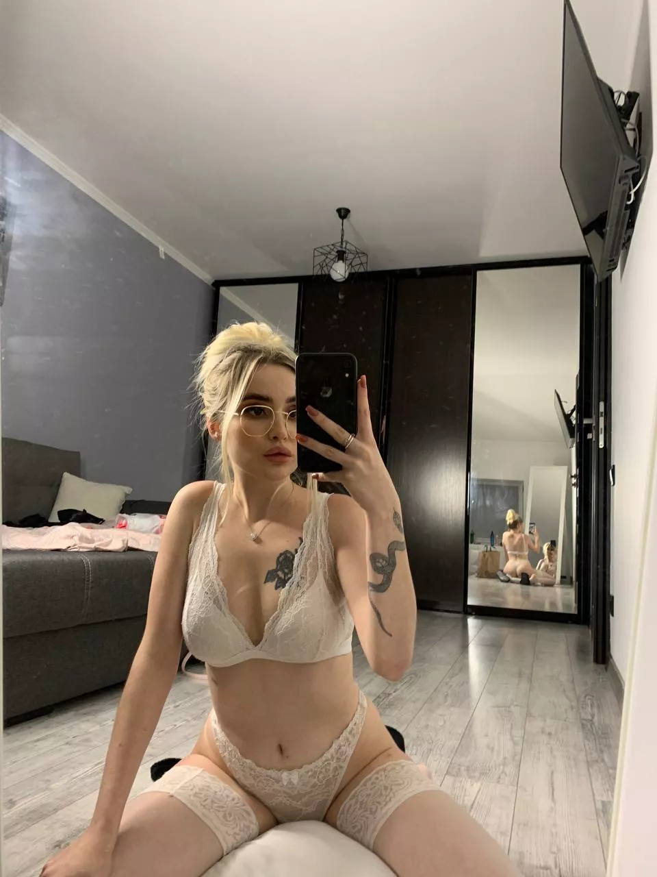 I want you here posted by -wildflowerr