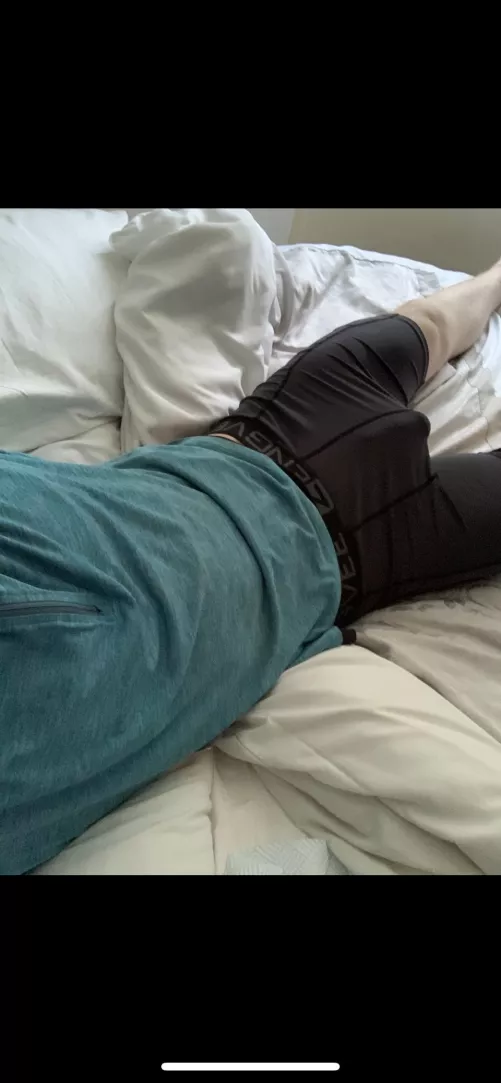 Just out the gym 18yo by Smi1872