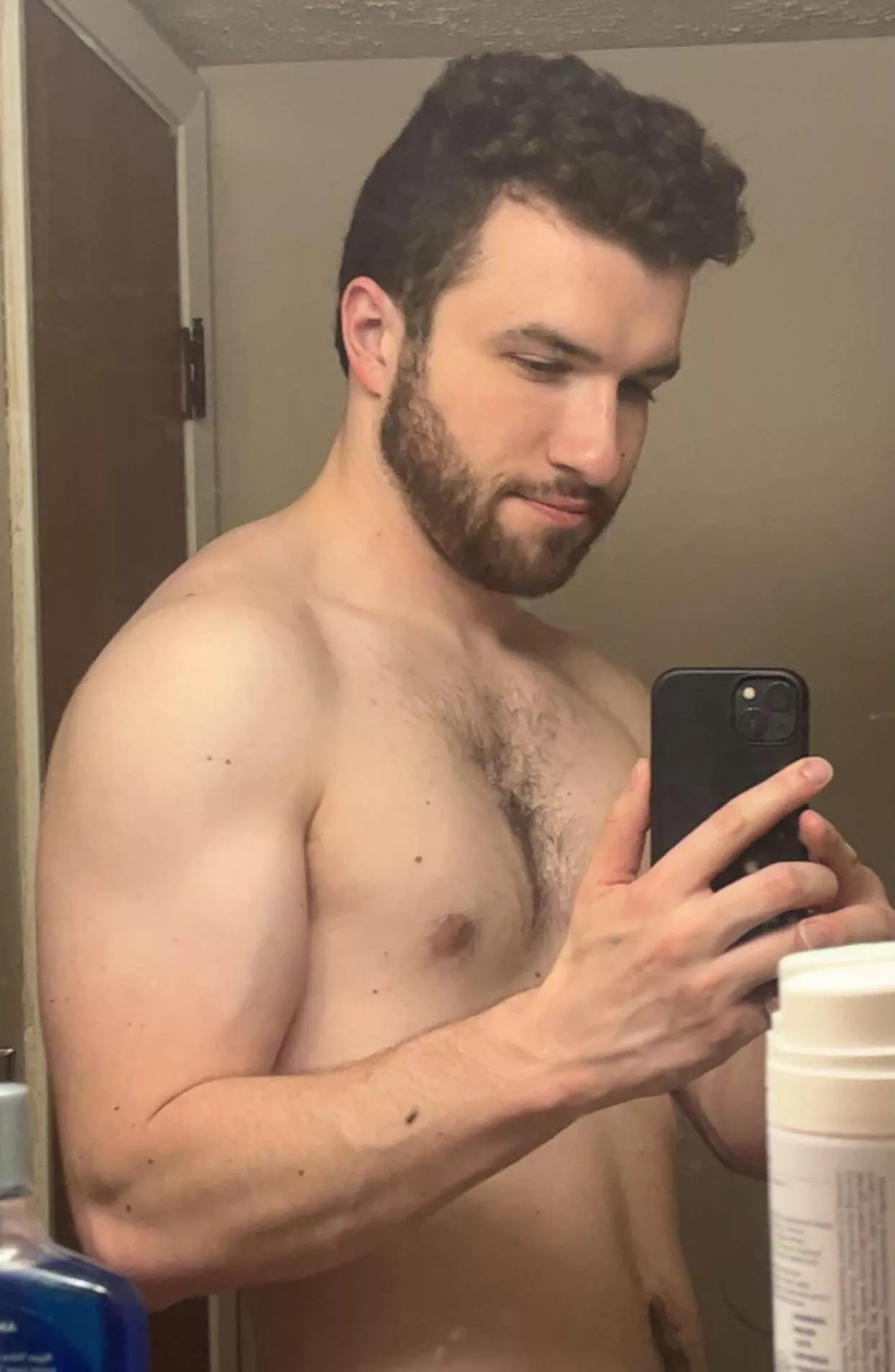 Just taking some pics on a Monday evening posted by AndrewRoberts57