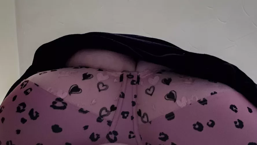 Like my bra ? Take a closer look , do it by Hollow_Insanity