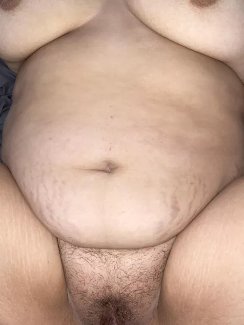 Love my belly hang by ravealldaaay