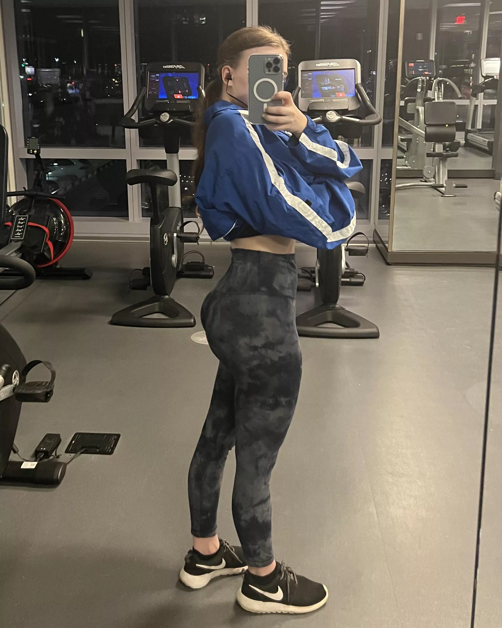 Meet me at the gym posted by realprettyangel