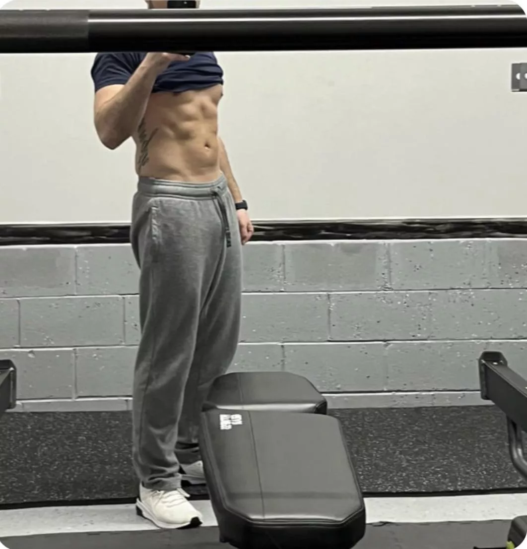 [M]onday grind 💪 posted by Fit_Advertising8975