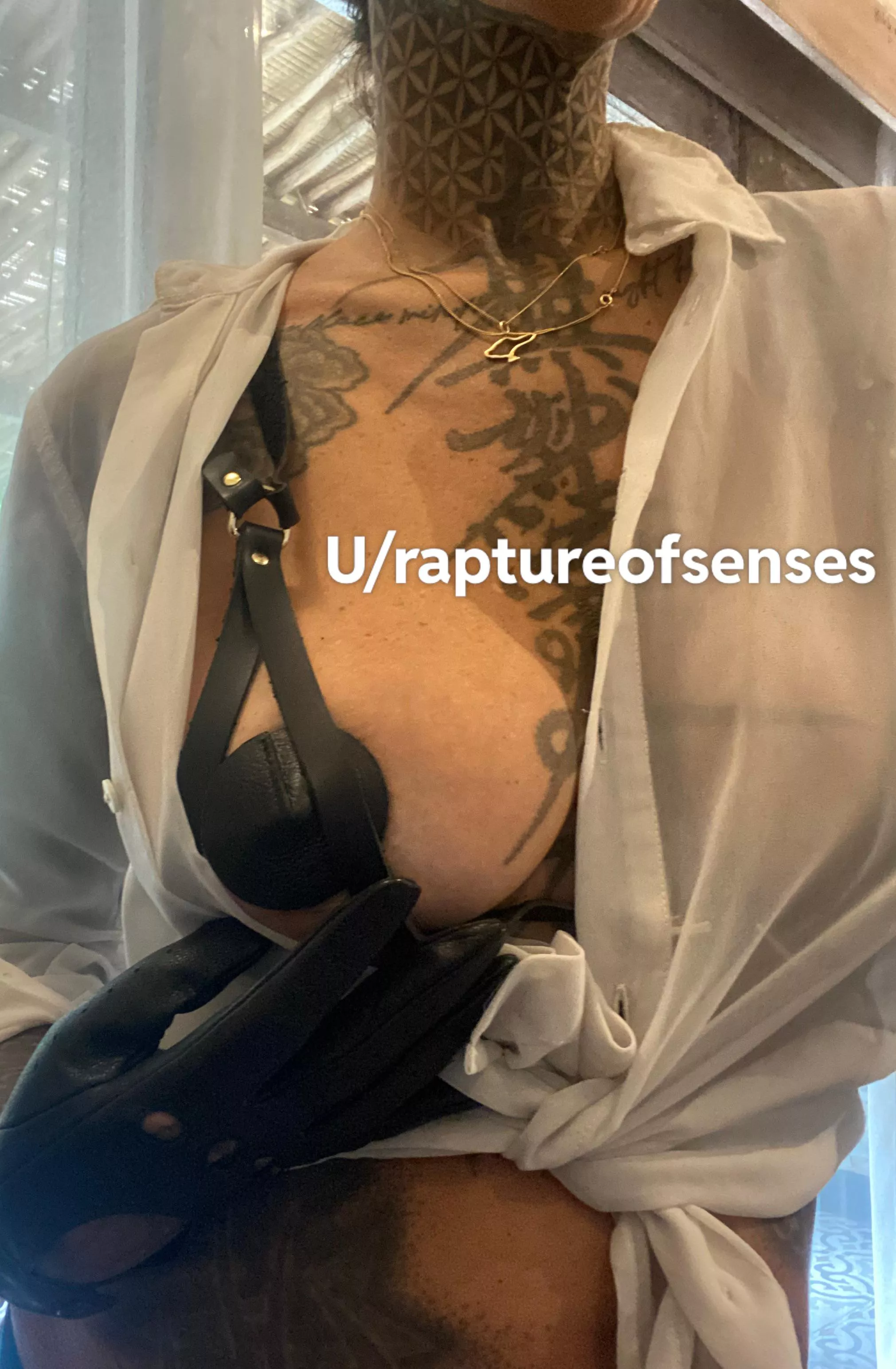 Motorcycle gloves and leather bra posted by raptureofsenses