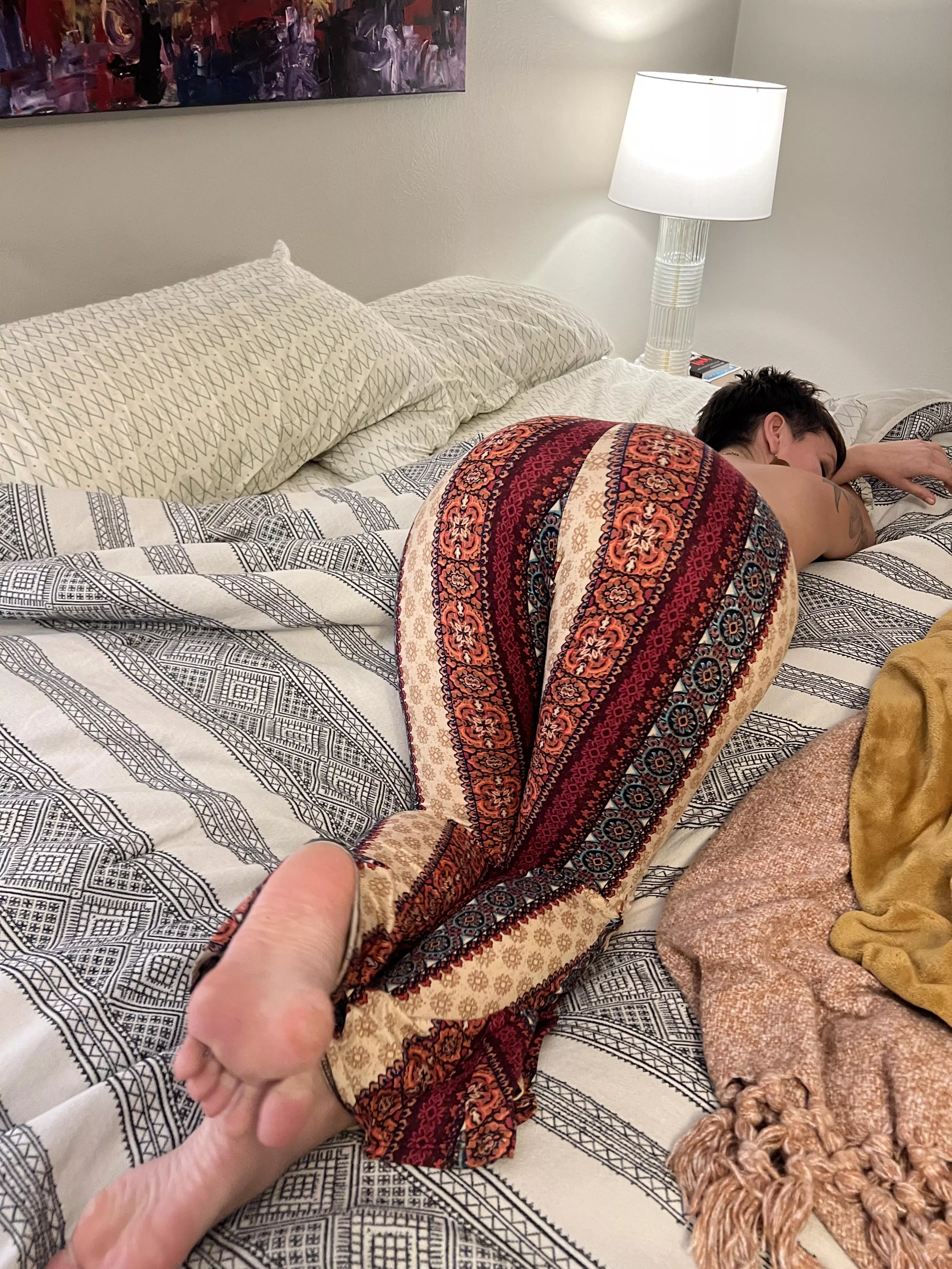 My favorite lounge-y leggings! posted by Astraea_ann