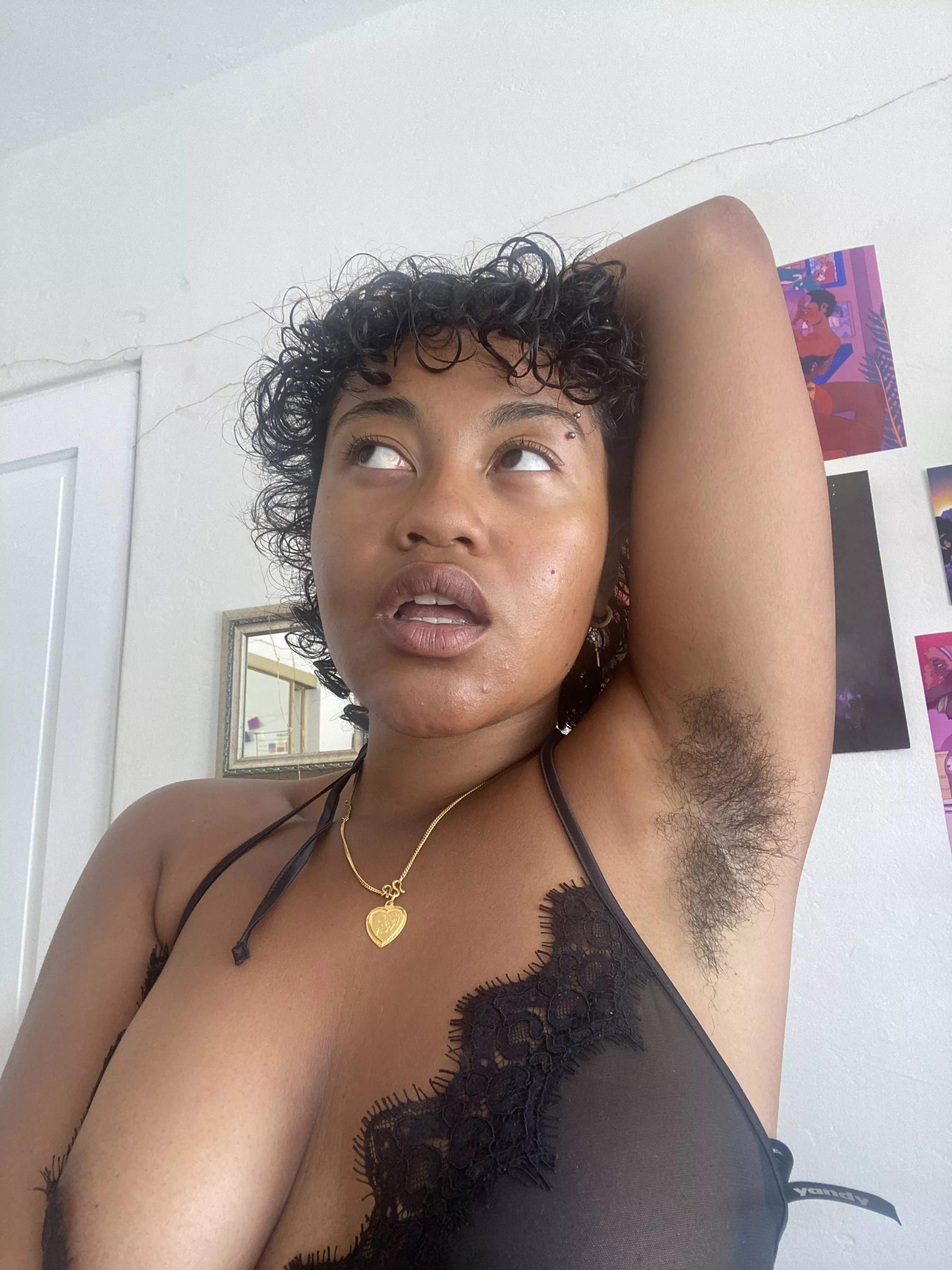 post shower ⛲️ posted by yinflower