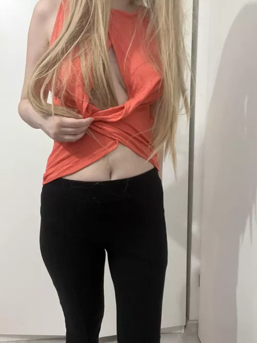 Sexy girl by kinkyhotdreams