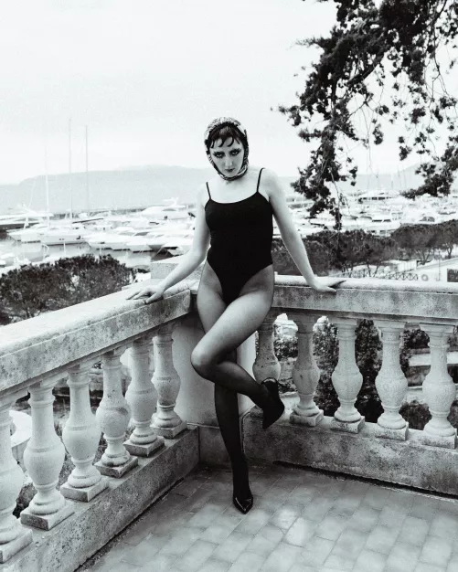 Silk... by darkindigori