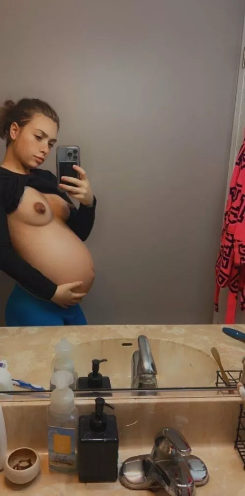 Still fuckable? by lilbadbaddiex