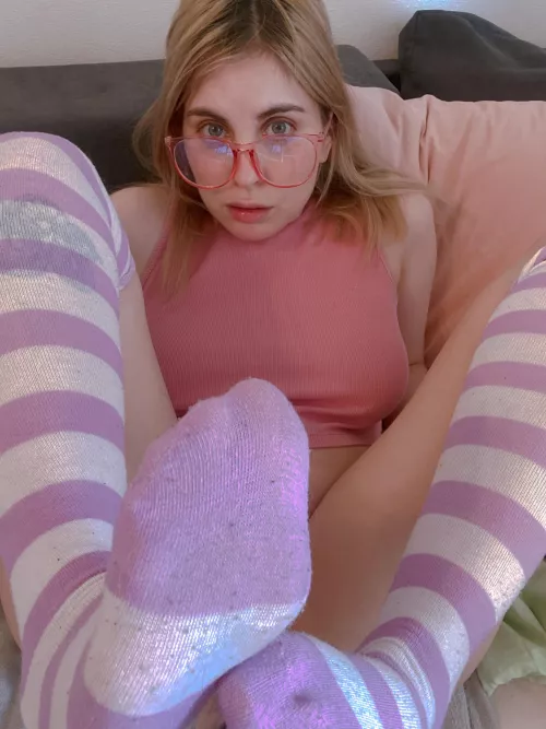 Stream in 6hours by pawwsup