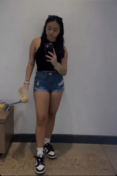 tell me bout you day :) by Positive_Future_5108