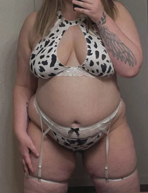 This belly got so stuffed tonight 🥵 by StonerPrincessAnna