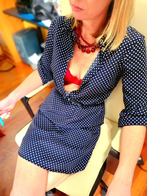 This top button always comes apart by bourbon_bitchxx