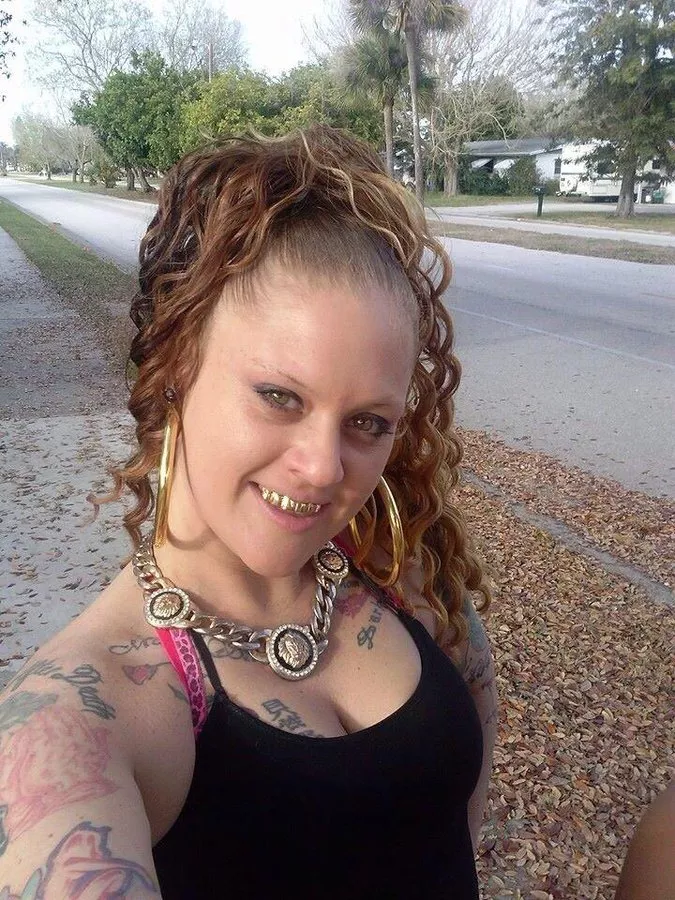 Vanilla gold grill girl posted by Due_Reputation_3525