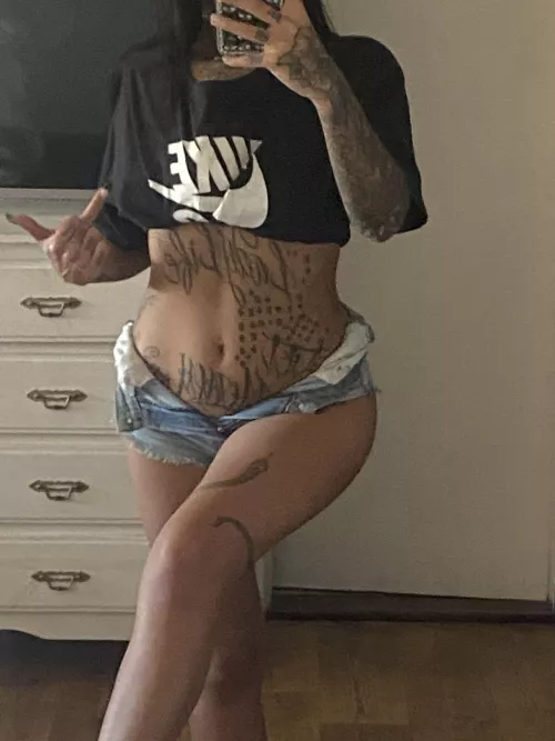 where u looking? 🥸 by Nsodva