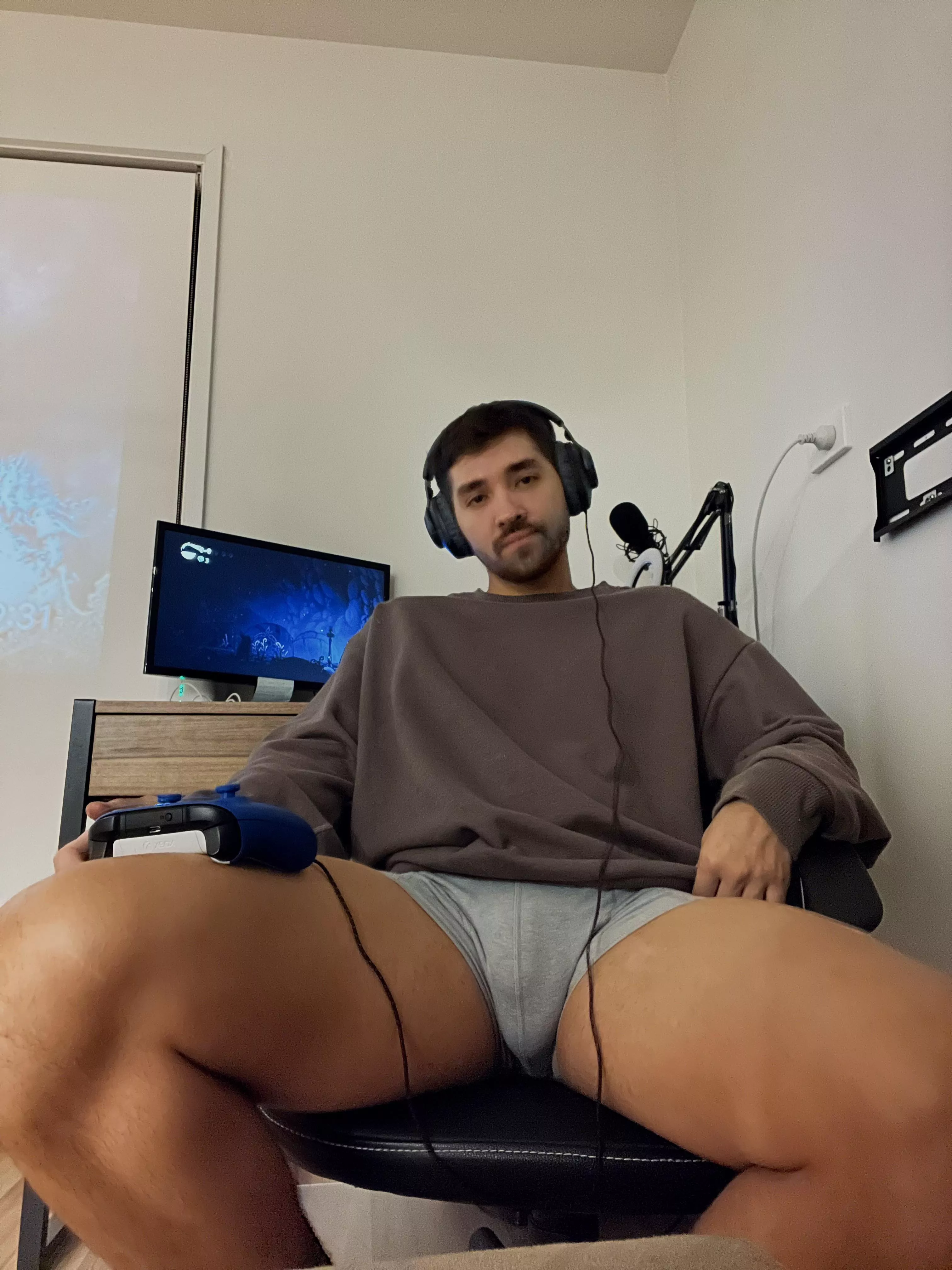 Your turn to take the controller posted by Mission_Bad_5657