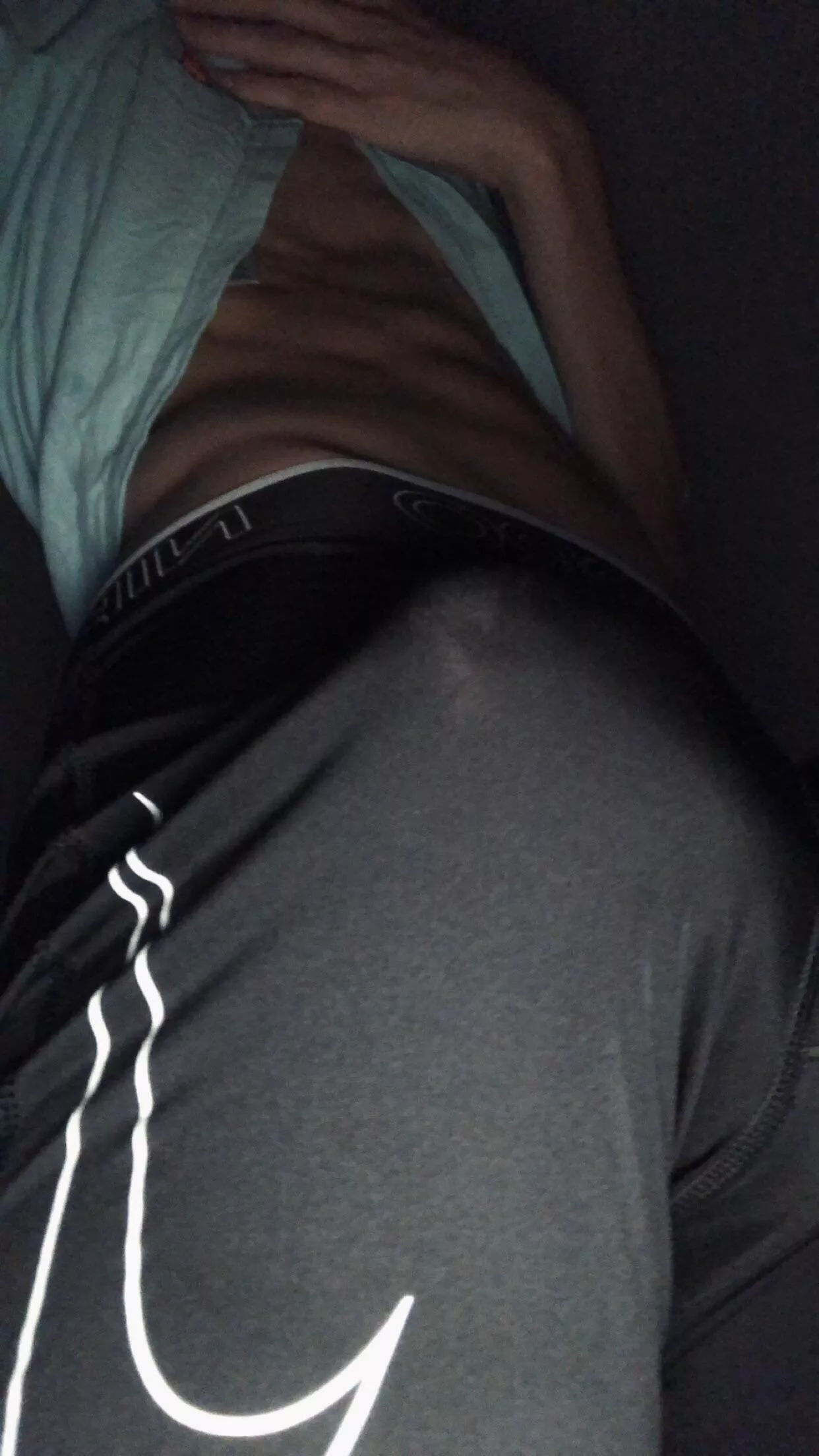 18m here for masc and fit bros hmu: arthurgoggles posted by Salt-Confection5487