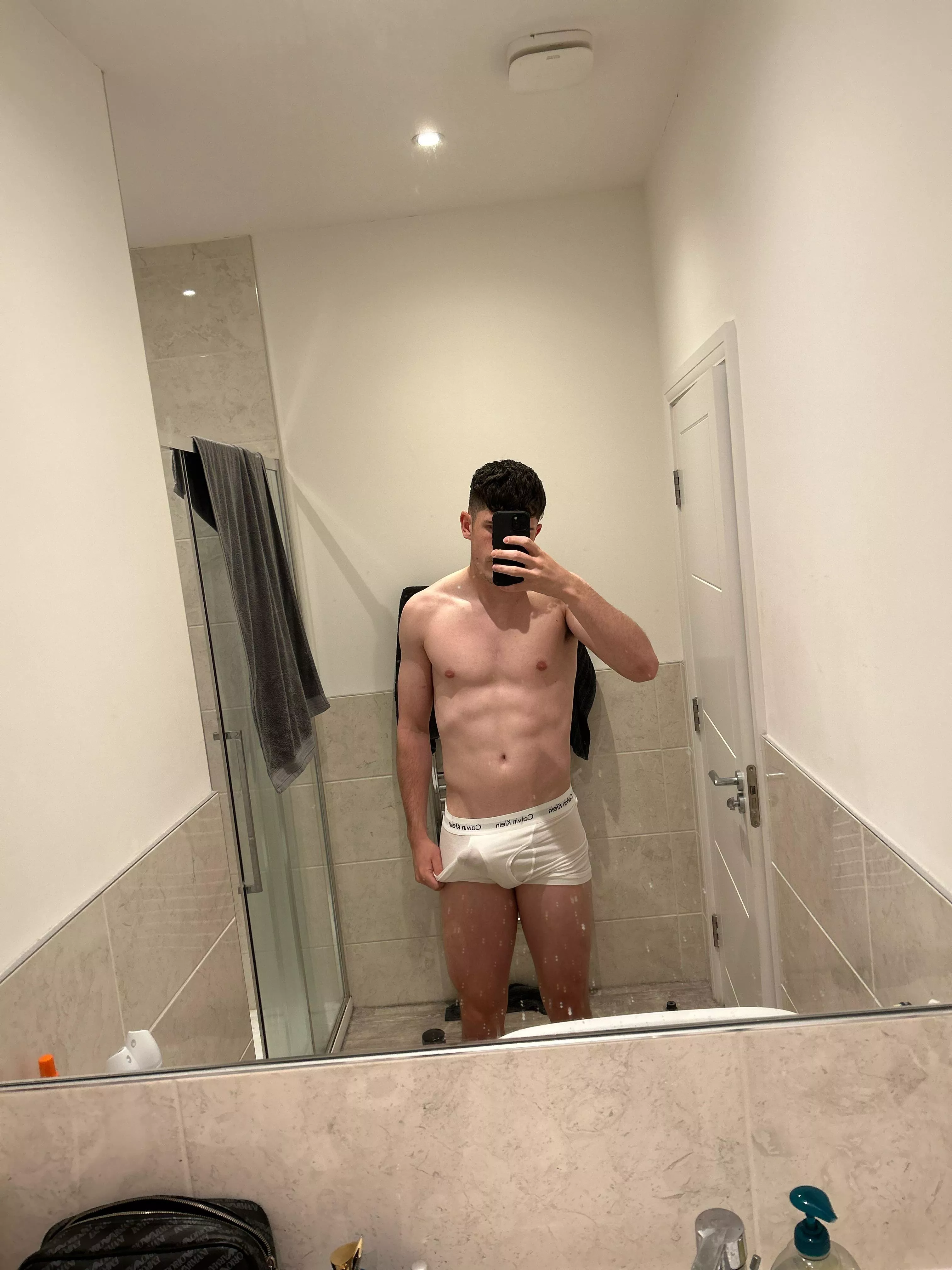 21|Top|need a bottom to make me cum. Z_123689 posted by LargeConsideration87