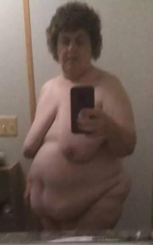 Am I a bbw or ssbbw by Few-Switch-3316