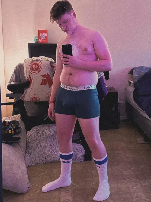 Anyone looking for a gaymer boyfriend who’ll game in nothing but socks and underwear… sometimes even less 😈 by thewinterson