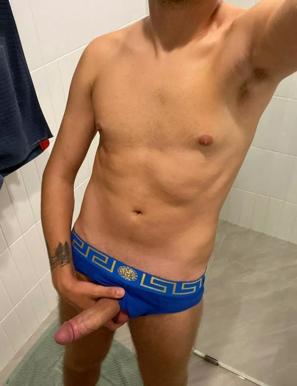 Big bro here posted by mataighro