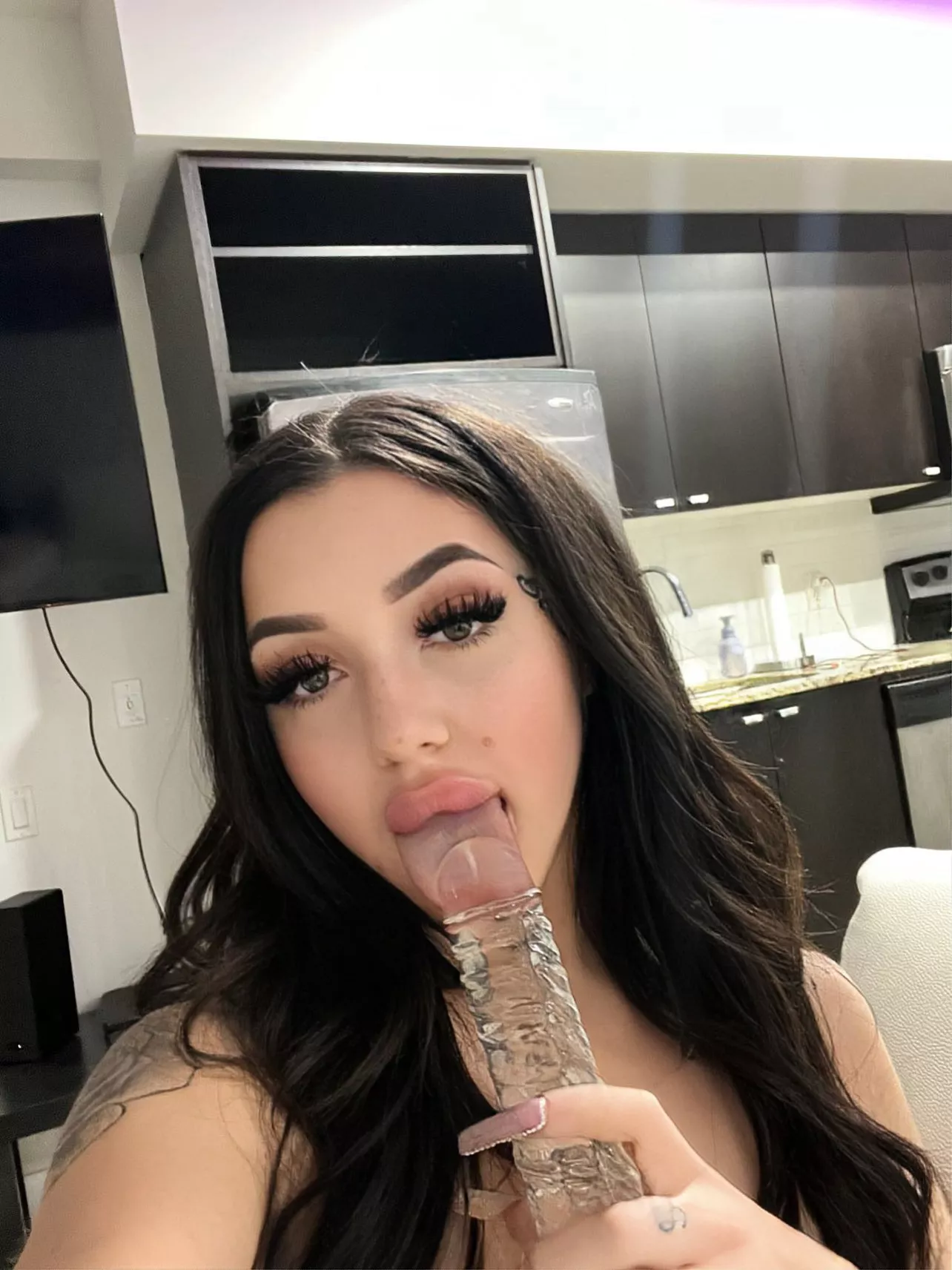 Can you satisfy my sexual needs? posted by Kitore123