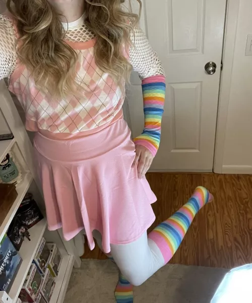 Could I be in a skittles commercial “taste the rainbow” by Swishyy16yyhsiwS