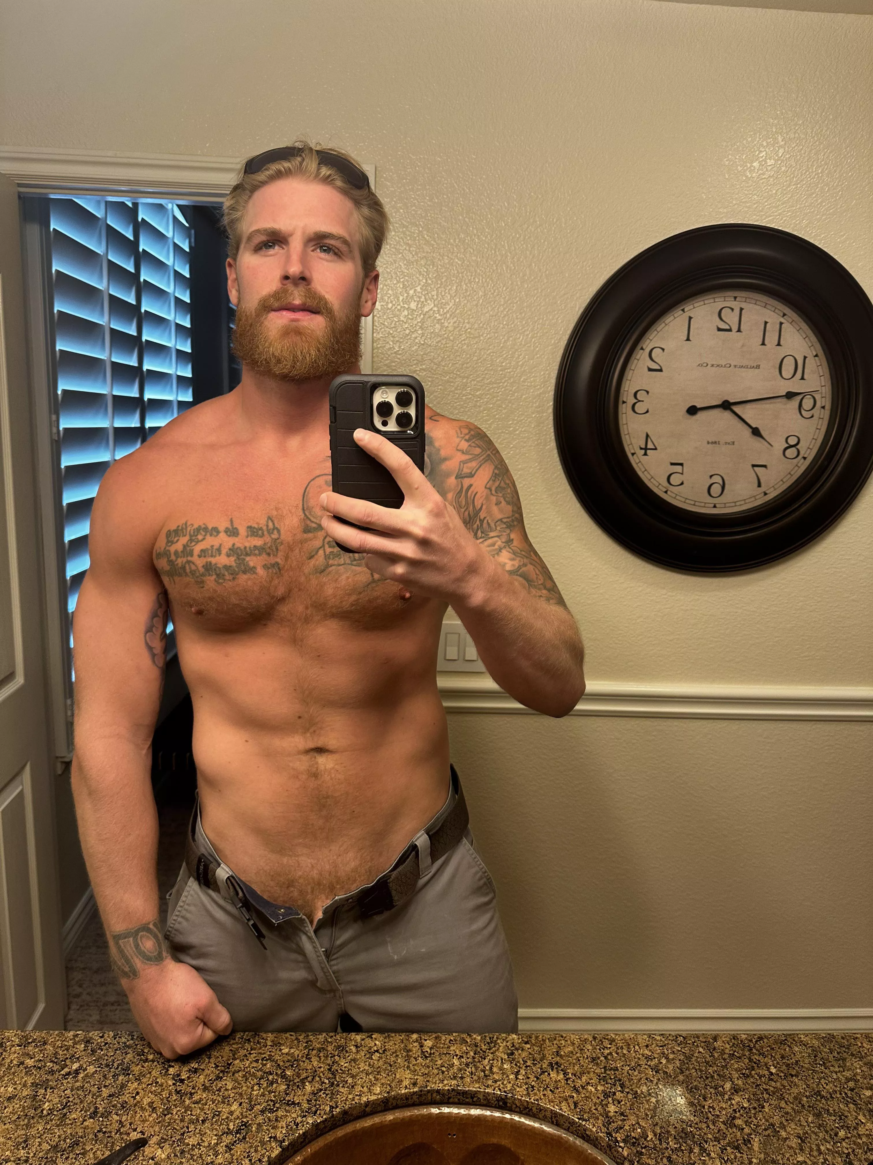 Daddy’s here 🦁 (30) posted by Ok_Pear_7233