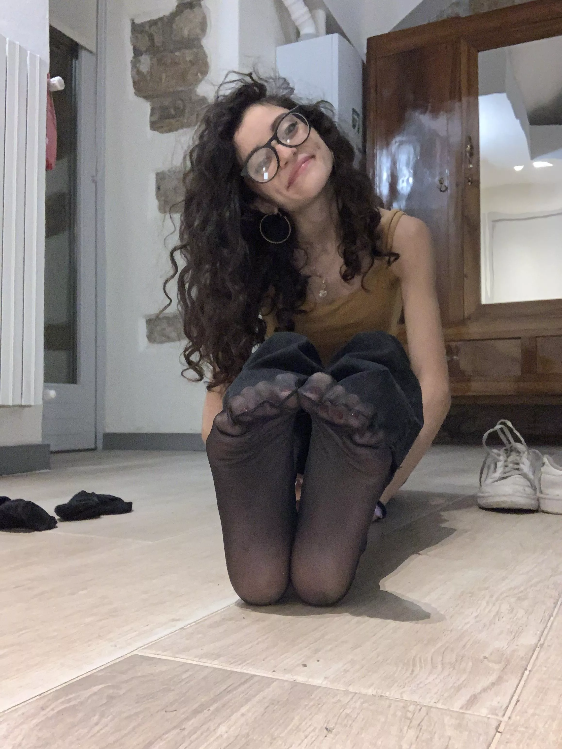 Do you like my collant? [F] posted by VenereBattisti05