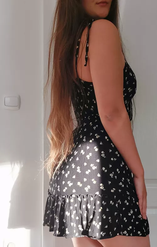 Do you like my long hair? by fantasybelle