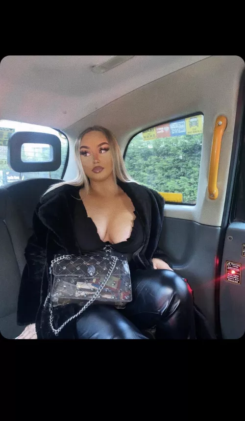 Does she deserve a facial? by Kurt_bishop1