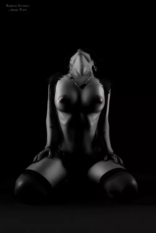 Enjoy the aesthetics of my body by TatyanaVikernes