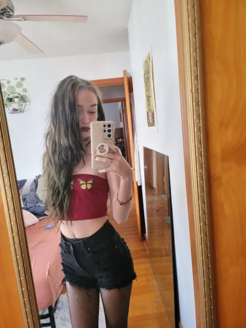 Fav croppy toppy by minimarshaneale