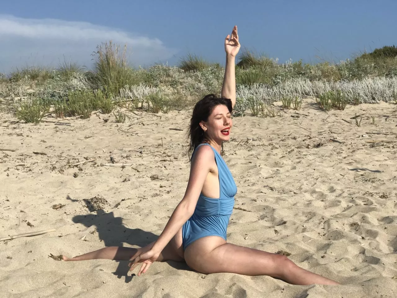 For the back-side enjoyers 👀 posted by thatsweetgirlrosie