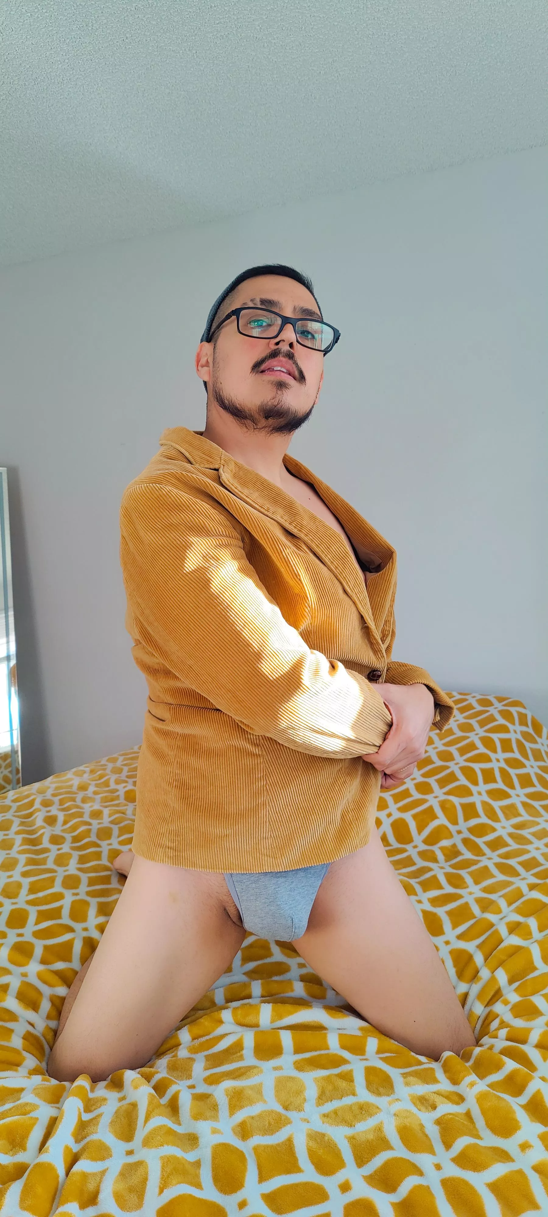 Greys 😋 posted by Octavio_8