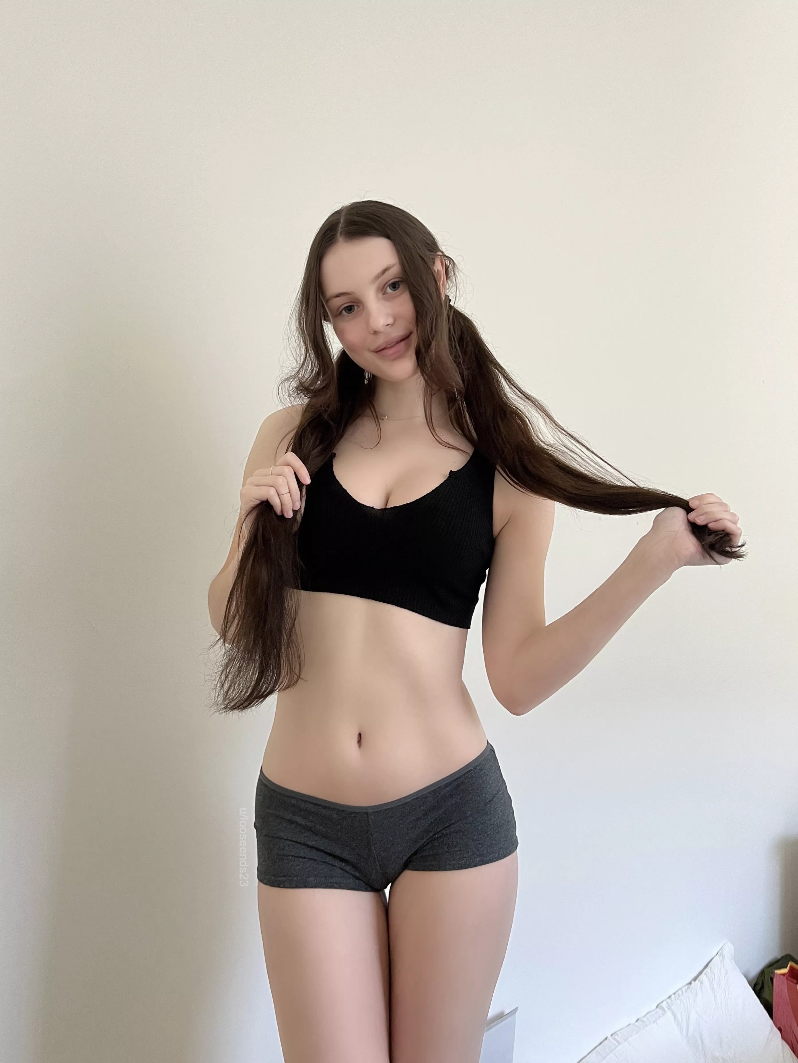 happy thursday posted by looseends23