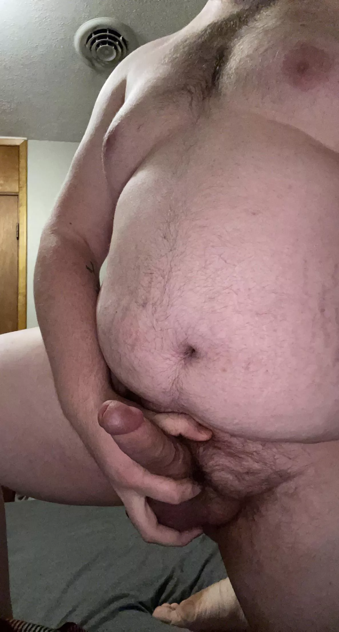 I hope you are having a great Tuesday night. I could think of a few ways to make it better 😏 posted by chubbycuriouscouple