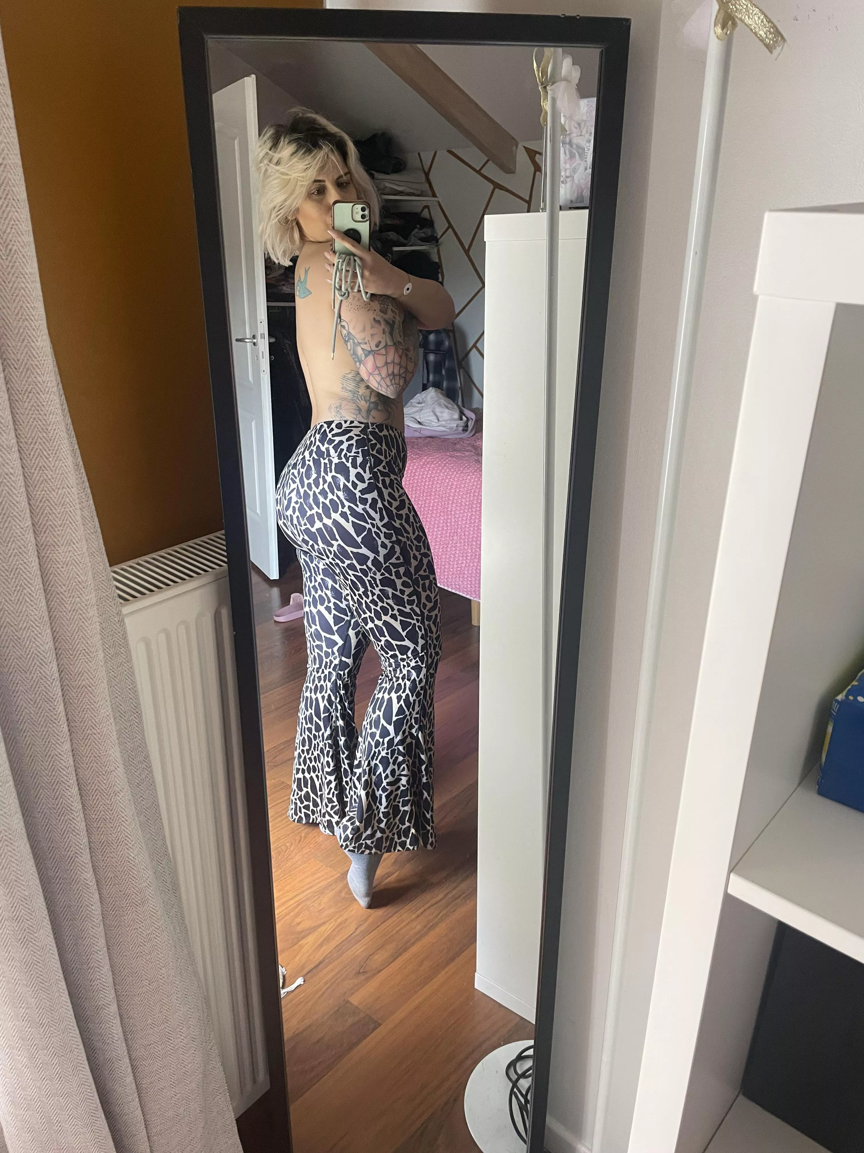 I love my animals legging ! posted by eleftheriacassie