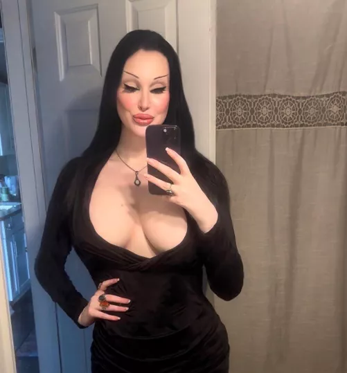 Is my 850cc cleavage distracting? I think my tits still need to be 3x more massive! by BornToBeHer