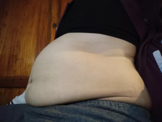 It's already spilling over the waistband~ by stuffer2022