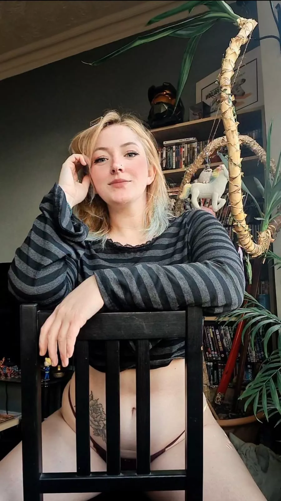 It's Wednesday my dudes [F] posted by Worldliness_Opposite